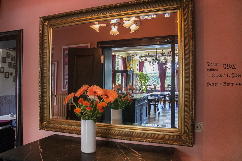 Hajo'S Germania Lodge & Irish Pub Rüdesheim am Rhein Dış mekan fotoğraf