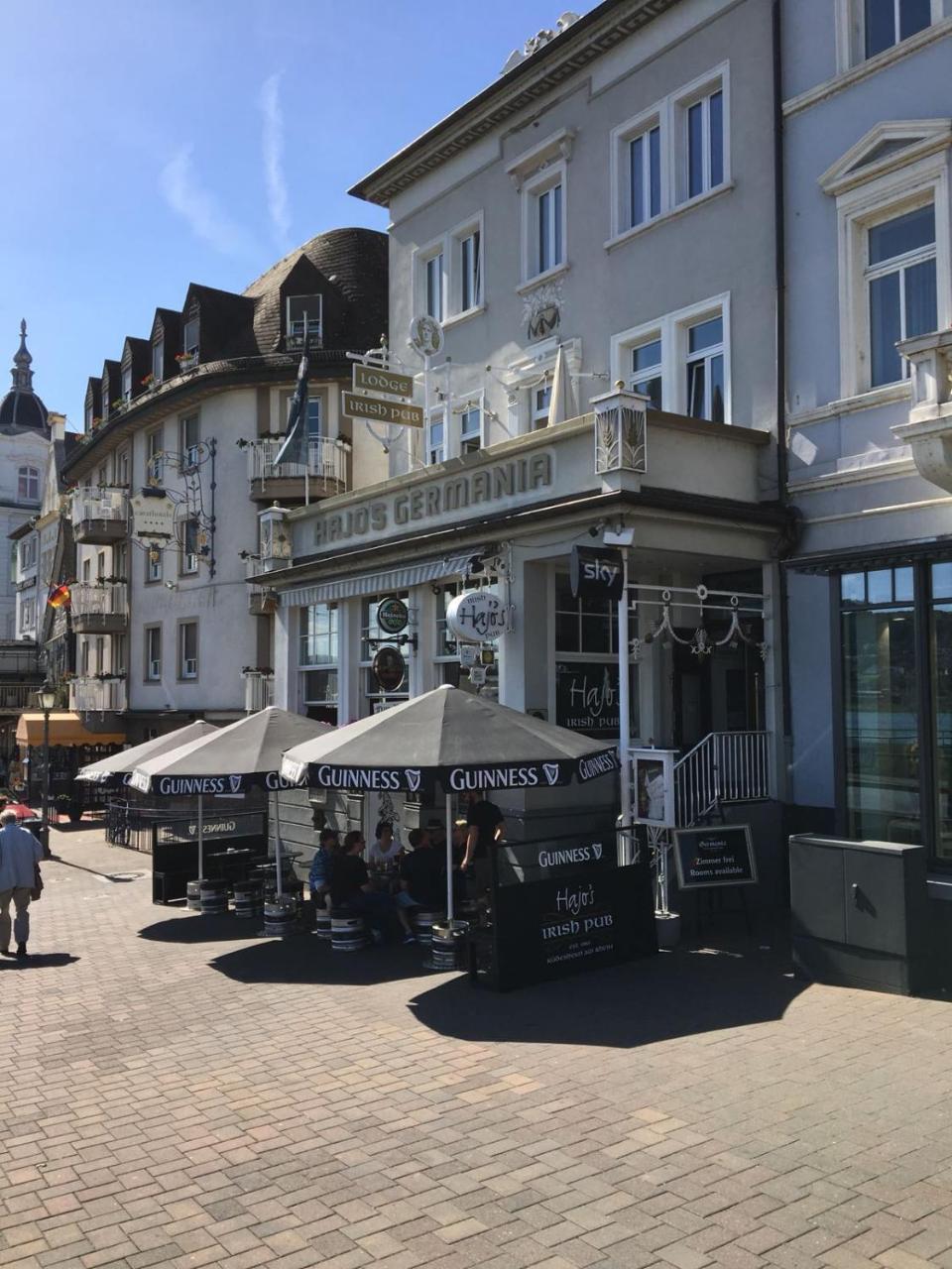 Hajo'S Germania Lodge & Irish Pub Rüdesheim am Rhein Dış mekan fotoğraf