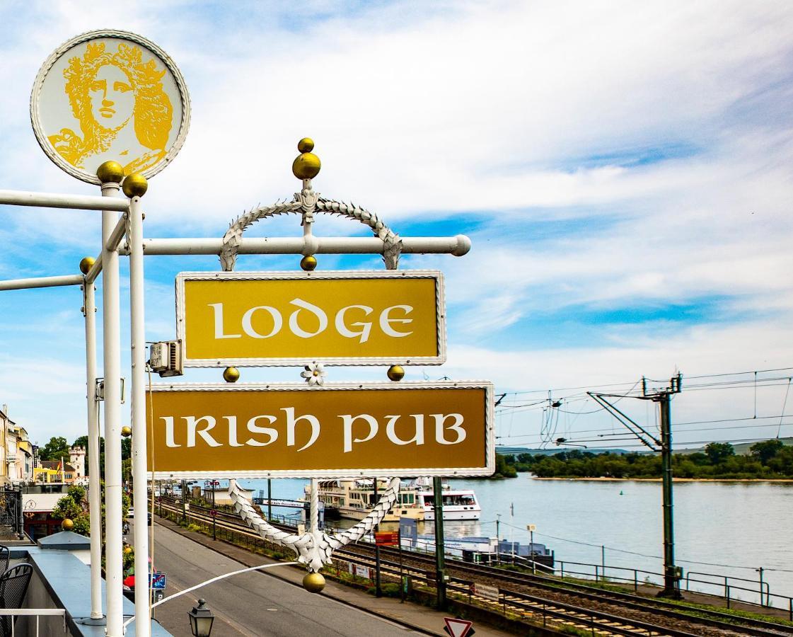 Hajo'S Germania Lodge & Irish Pub Rüdesheim am Rhein Dış mekan fotoğraf